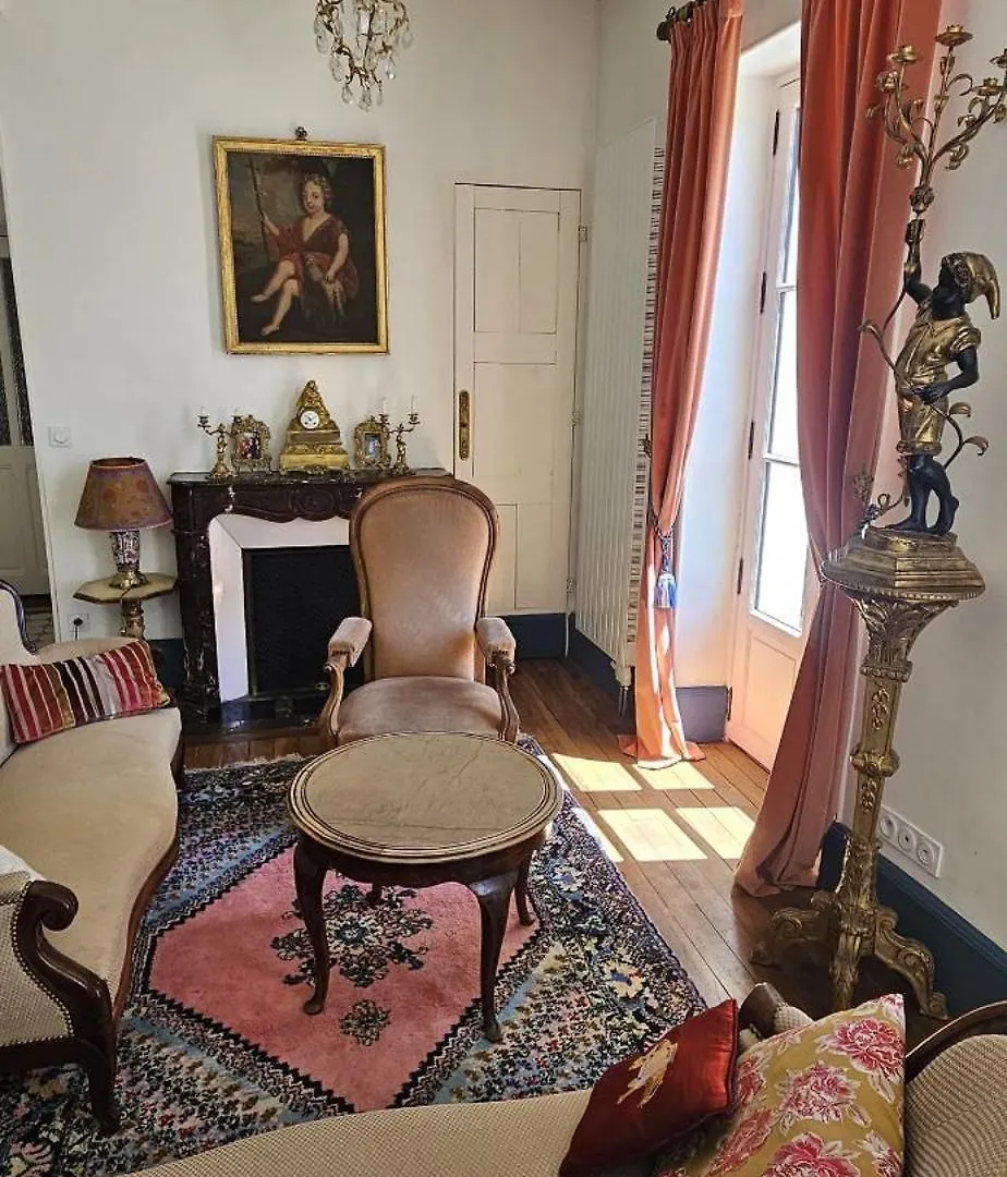 Lovely Family Home In Chartreuse Mountains 보레프